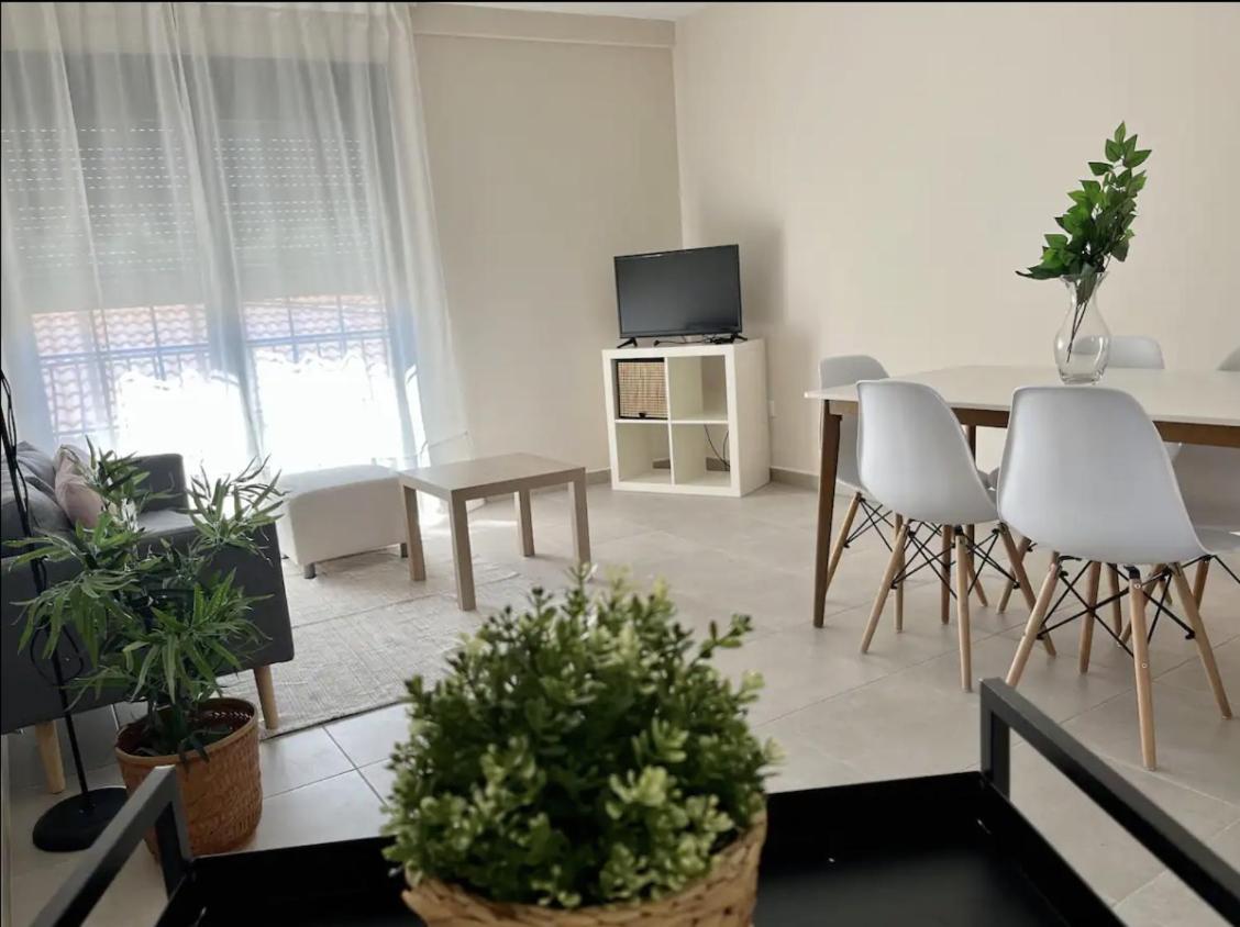 Apartamentos El Piquillo En Кадальсо-де-лос-Видриос Экстерьер фото
